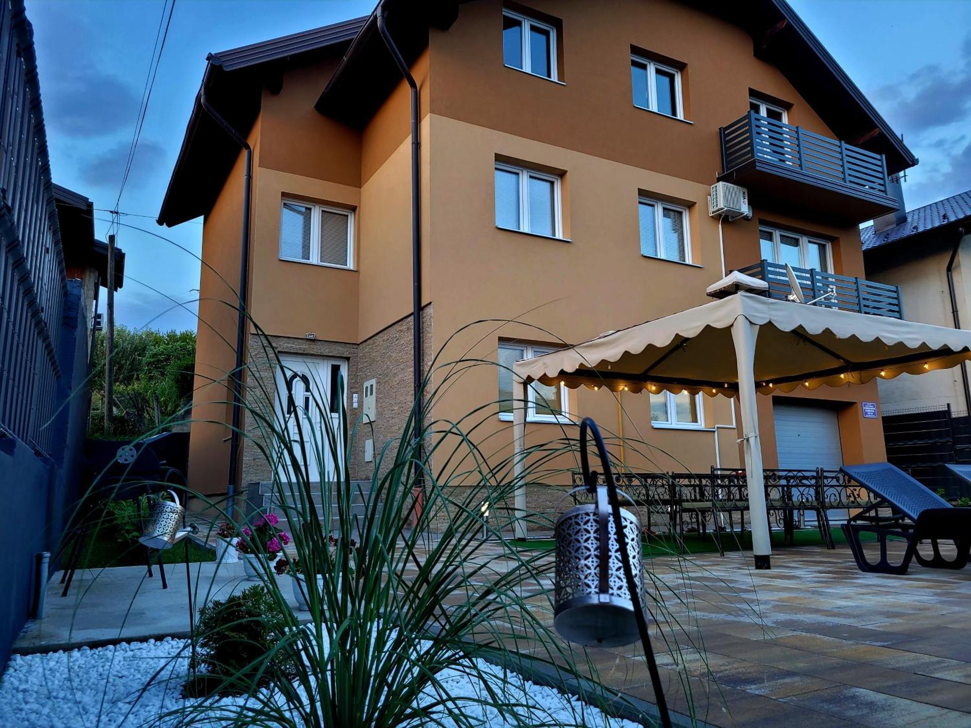 Summer House Lejhana Bihac Exterior photo